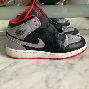 Jordan 1 Bred Shadow